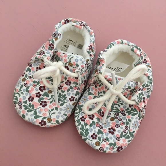 baby shoes 3.5